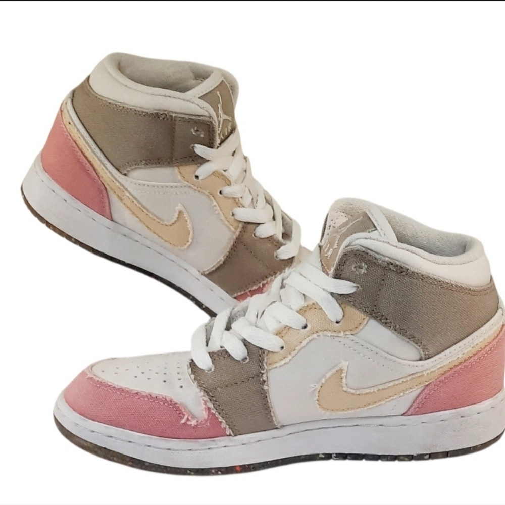Jordan 1 Mid SE Grade School Pastel Grind DJ0338-100 Size 4Y Women's 5.5 - Picture 2 of 5